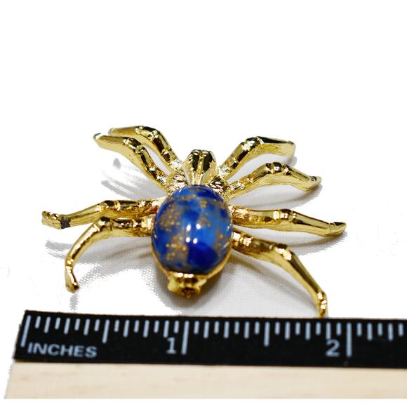 Spider Blue Glitter Lucite Brooch, Gold Plated, 1960s Vintage Brooch - Picture 8 of 10